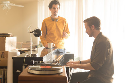 Ryan Gosling and Damien Chazelle on the set of La La Land (17)