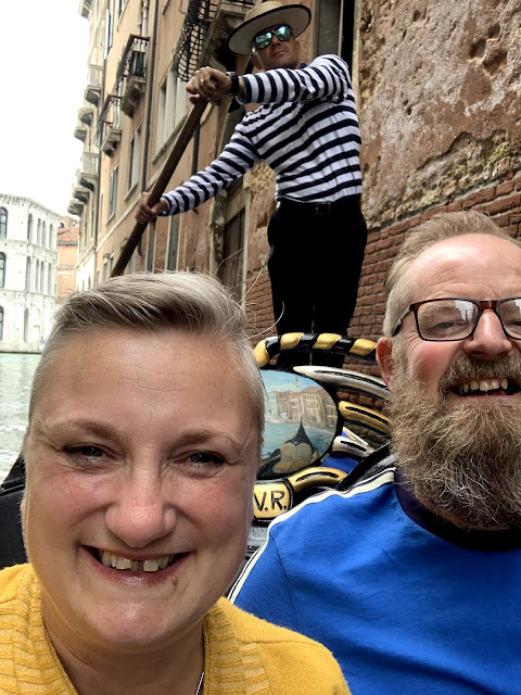 Gondalier and madmumof7 and husband, Venice 2019