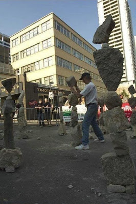 rock balancing