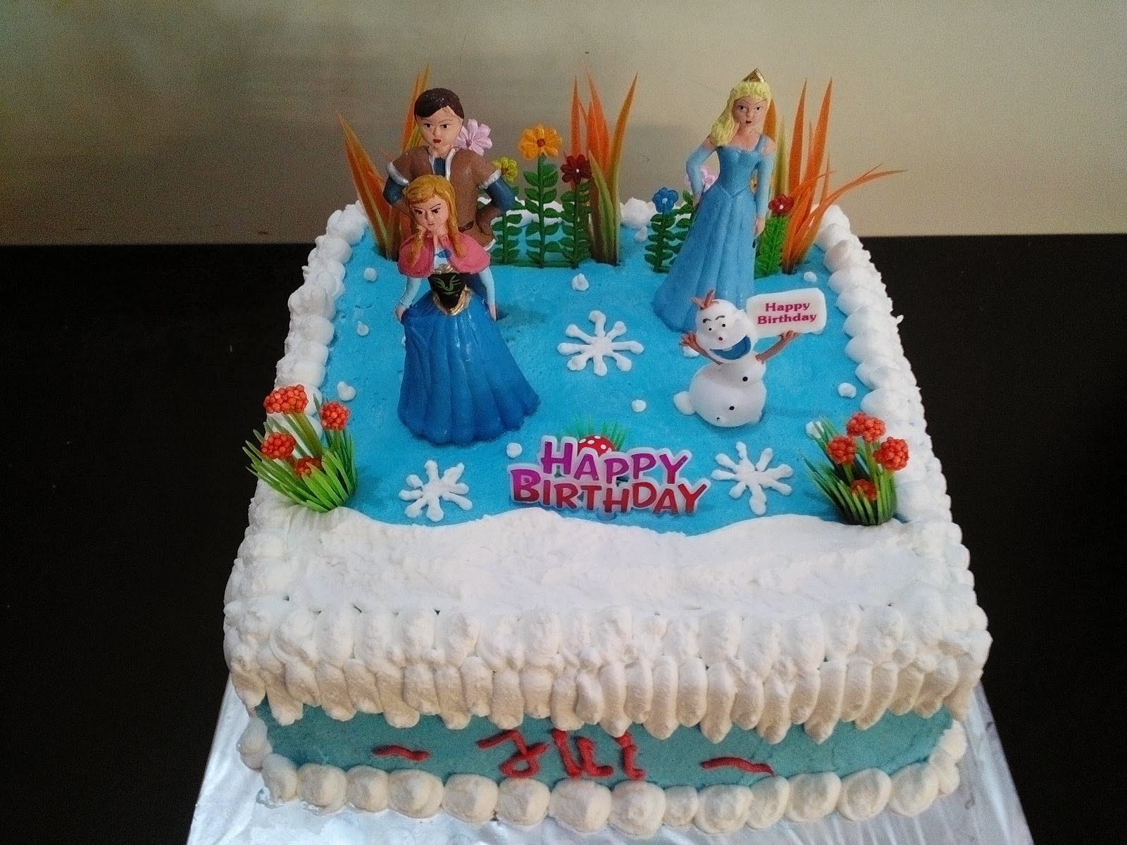 Toko Kue Bolu Enak Frozen birthday cake