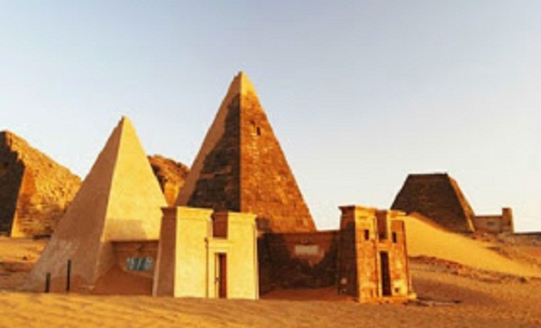 Οι πυραμίδες της Μερόε – Οι άγνωστες πυραμίδες του Σουδάν