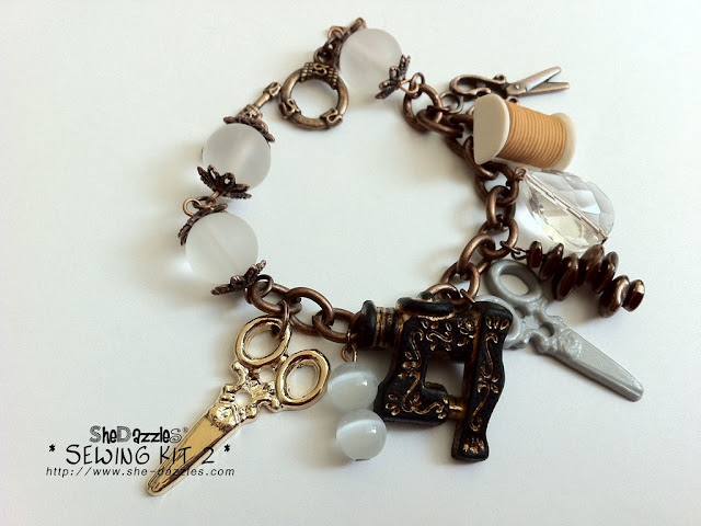 ar255-charm-bracelet