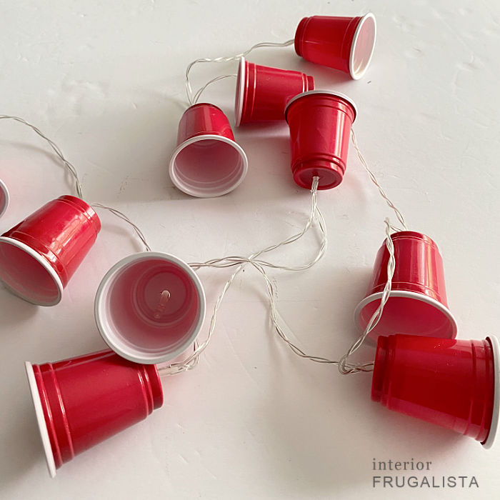 A DIY mini solo cup string light banner for Canada Day.