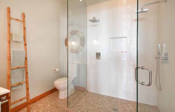  Gambar pintu kaca kamar mandi Desain Kamar Mandi