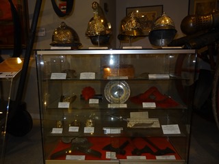 2016.04.29-002 casques et objets de pompiers