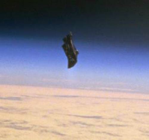 Existe Un Satlite Artificial Rodeando La Tierra Desde Hace 13 000 Aos