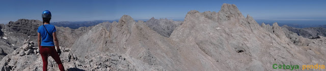 Ruta a Torre Bermeja, Coello, Tiro del Oso y Boada desde el Refugio de Cabrones en Macizo Central de Picos de Europa