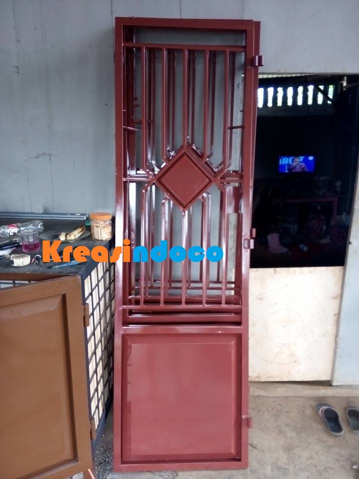 Pintu Pagar Dan Pintu Kasa Nyamuk Besi Pemasangan di 