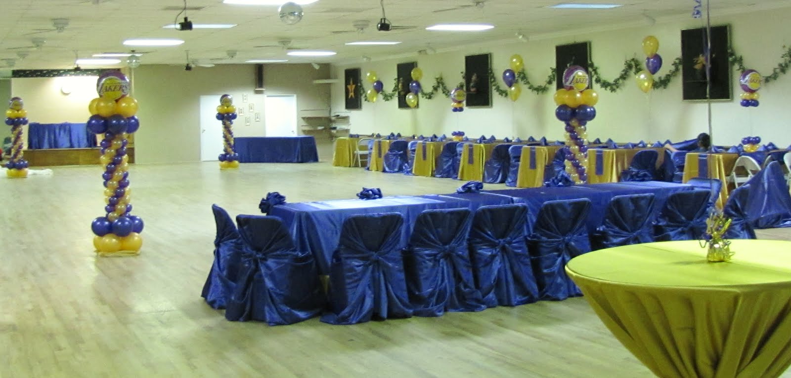  Party  People Event Decorating  Company Lakers  Birthday  