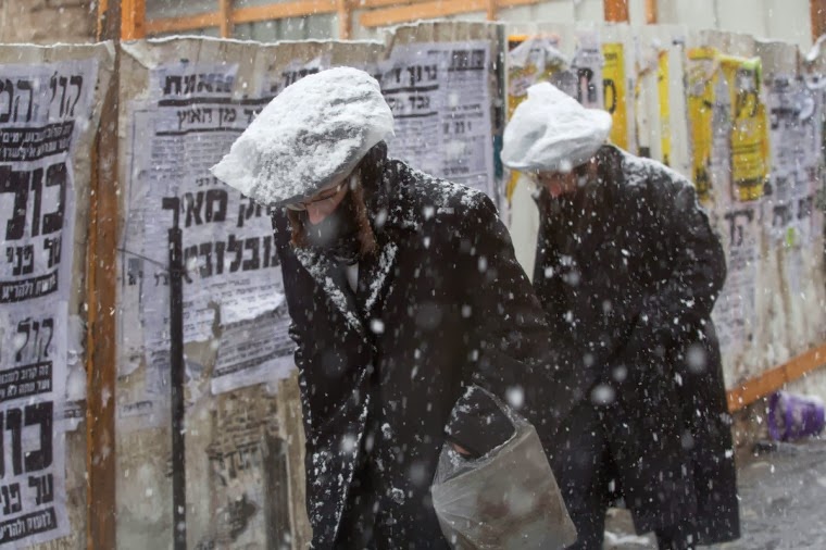 Snow Blankets Cairo For First Time In More Than 100 Years, Paralyzes Jerusalem