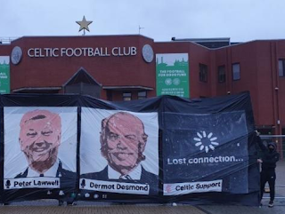 Banner with Lawwel and Desmond's faces