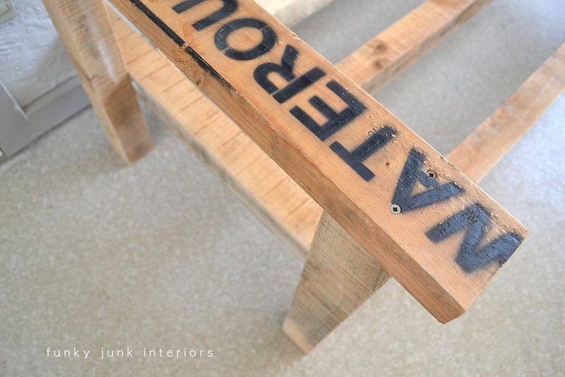 make wood lawn furniture