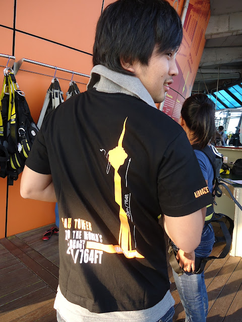 T-Shirt included of the Bungy Jump package in Macau