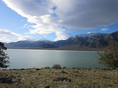 Lago Benmore, cerca de Omarama, en Nueva Zelanda