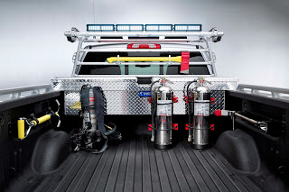 Chevrolet-Silverado-Volunteer-Firefighter-Concept-2013-03