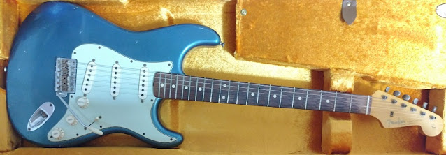 Fender Custom Shop Team Built Custom 62 Stratocaster Fat Neck Relic Old Lake Placid Blue overseen by Paul Waller