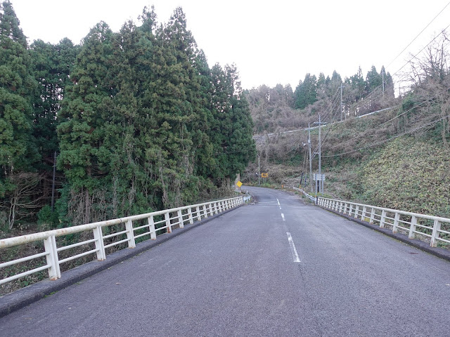 マウンテンストリームきしもとに向かいます　小林橋