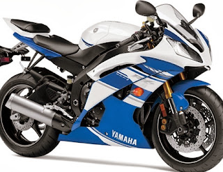 Yamaha YZF R6 Mengaspal