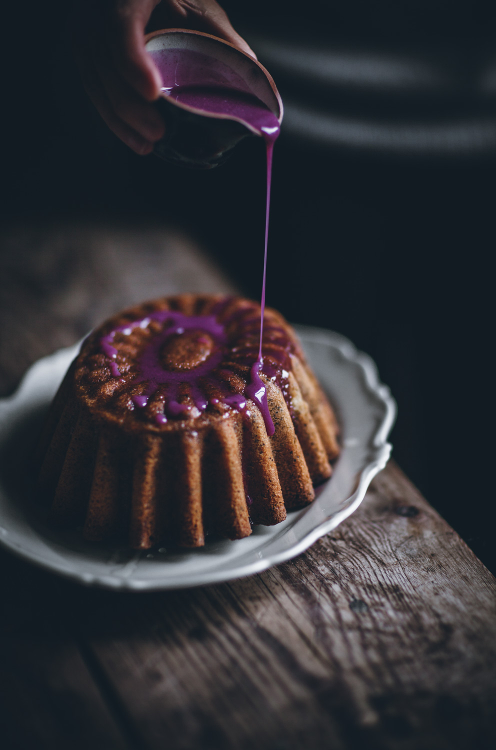 Lemon Poppy Bundt Cake 