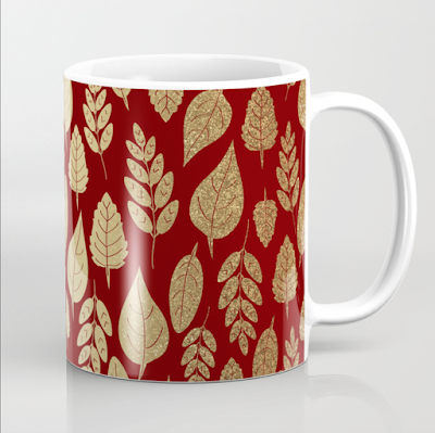 Gold and red leaf pattern mug