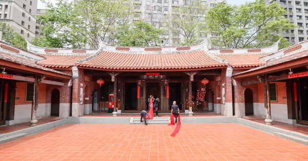 台中民俗公園、台灣民俗文物館，全台首座傳統閩南式建築的公園