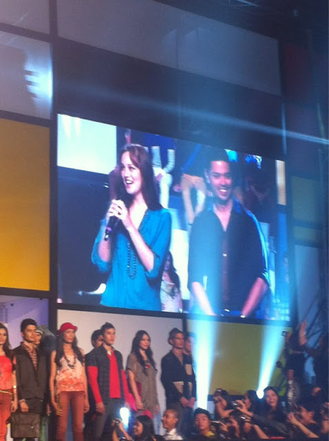 Leighton Meester Greets Fans at the Penshoppe Impact Show for PFW Holiday 2012