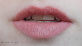 trend it up matte lip powder tragebild