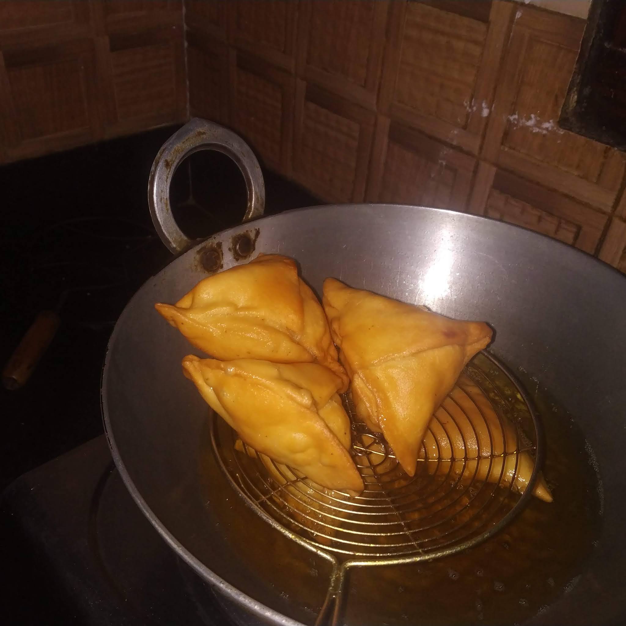 Samosa or Singada in making at Home