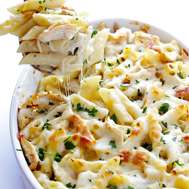 Creamy Indulgence: Chicken Alfredo Baked Ziti