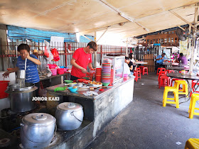 Kampung Baru Pandan Laksa @ Sam Shing Miao Temple in Johor Bahru