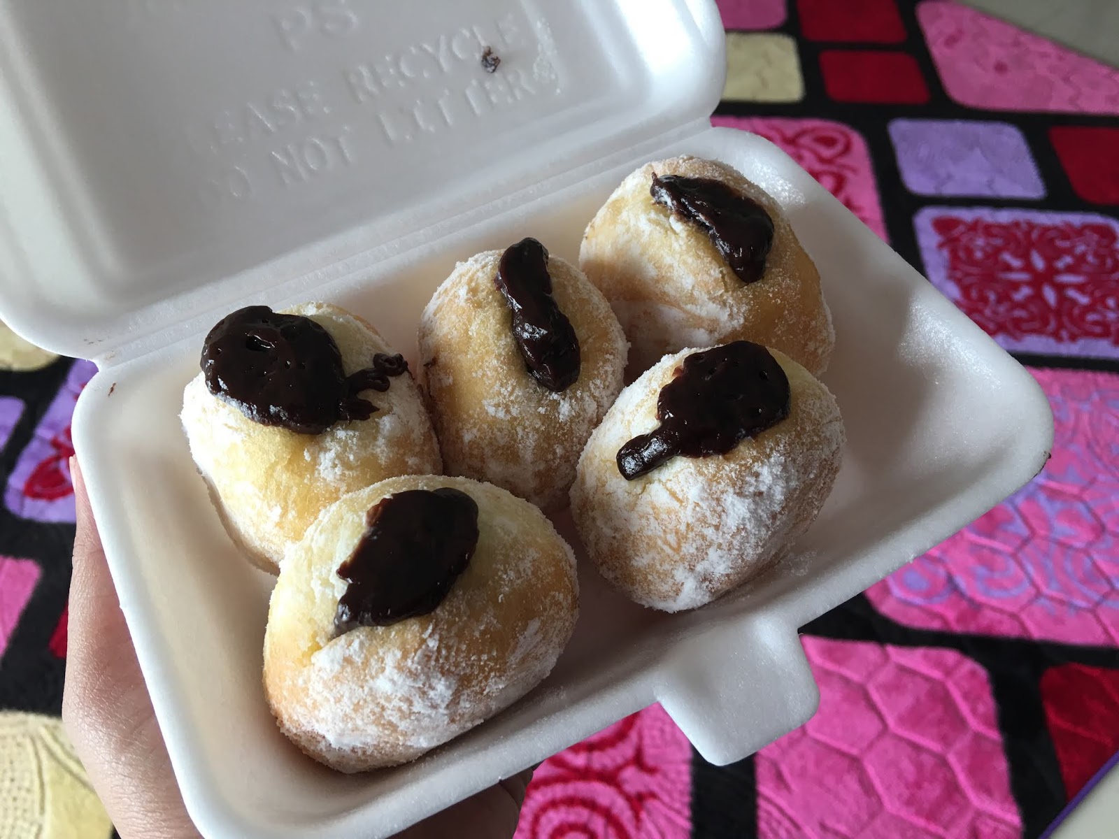 PERTAMA KALI MAKAN BOMBOLONI DAN INI RESEPI BOMBOLONI INTI 