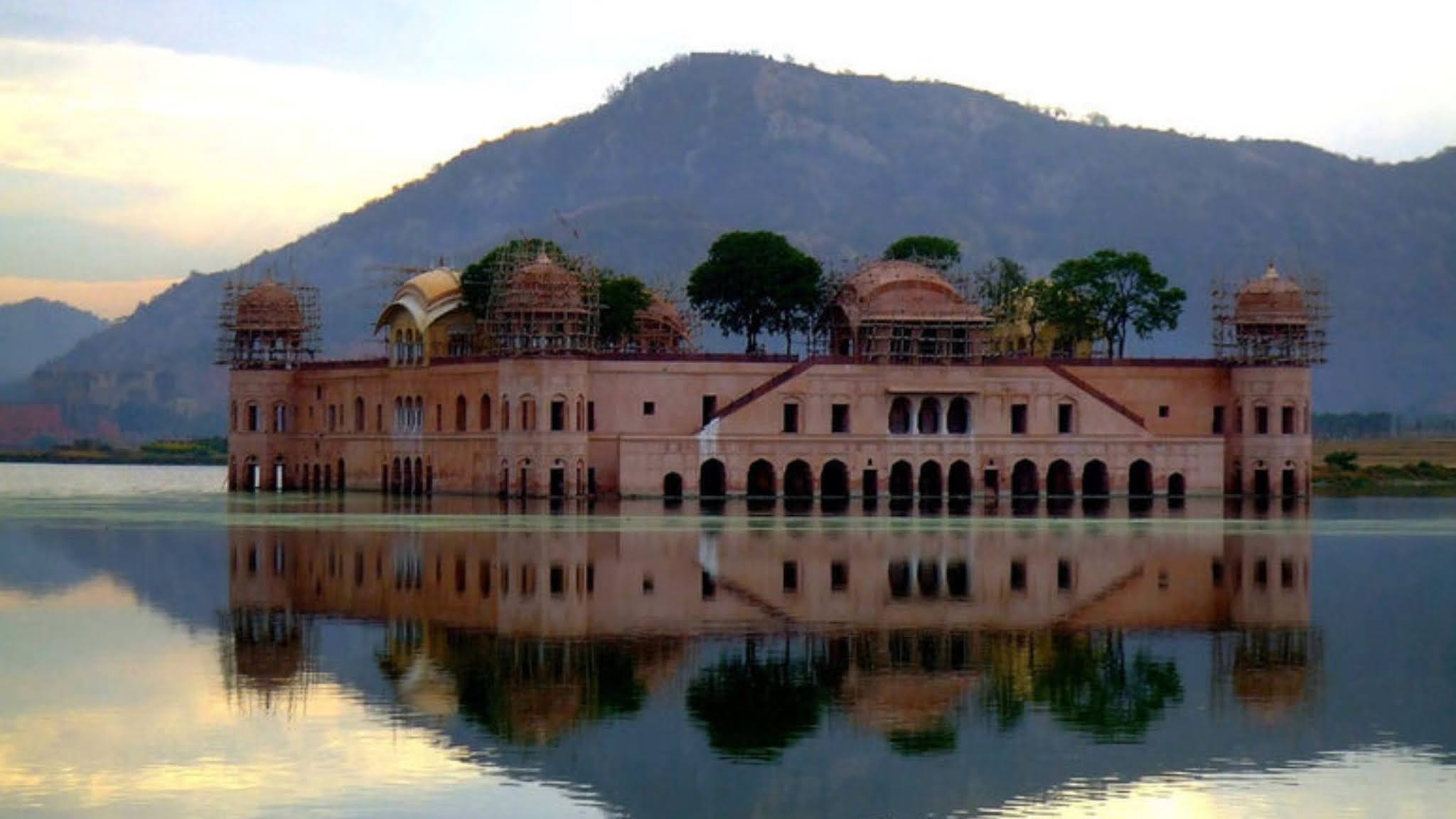 Jal Mahal of Rajasthan is amazing