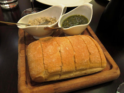 Breads at La Terrazza Pune