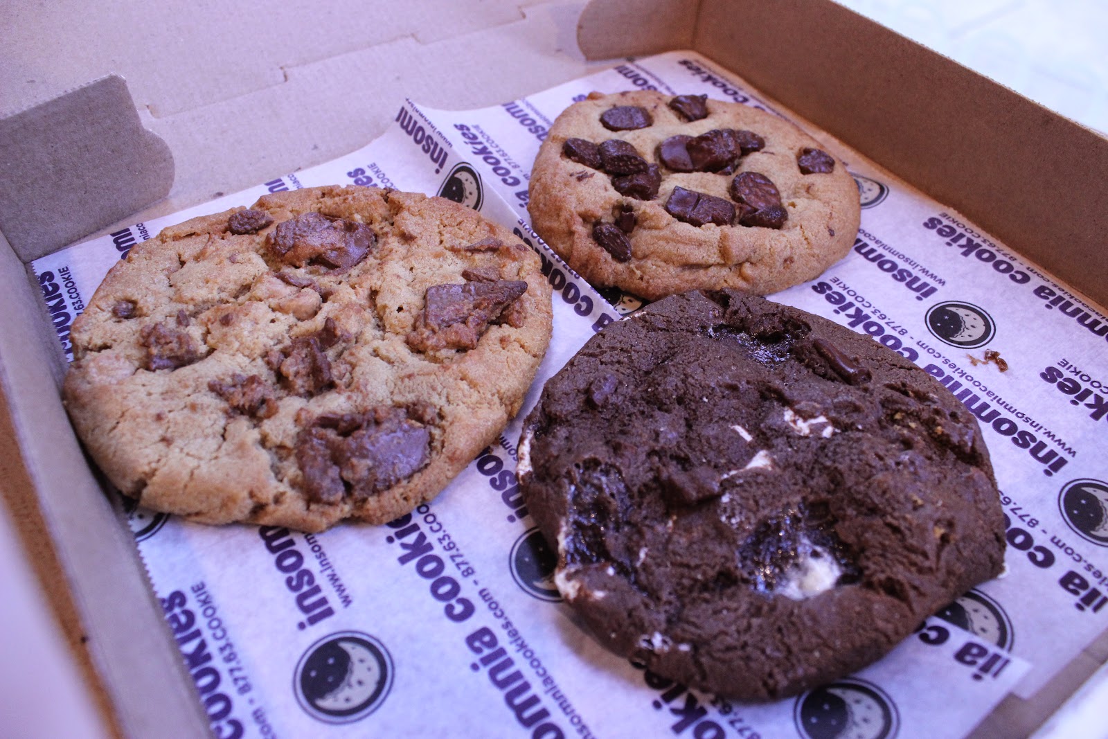 insomnia cookies