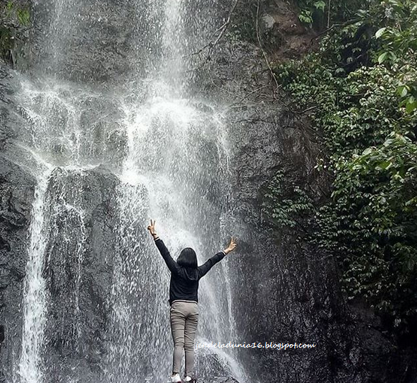 [http://FindWisata.blogspot.com] Berwisata Ke Air Terjun Curug Cilember, Air Terjun Yang Terkenal Akan Ke kayaan Alamnya