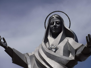 30 foot tall Immaculate Heart of Mary sculpture by Dale Lamphere at Trinity Heights in Sioux City, Iowa