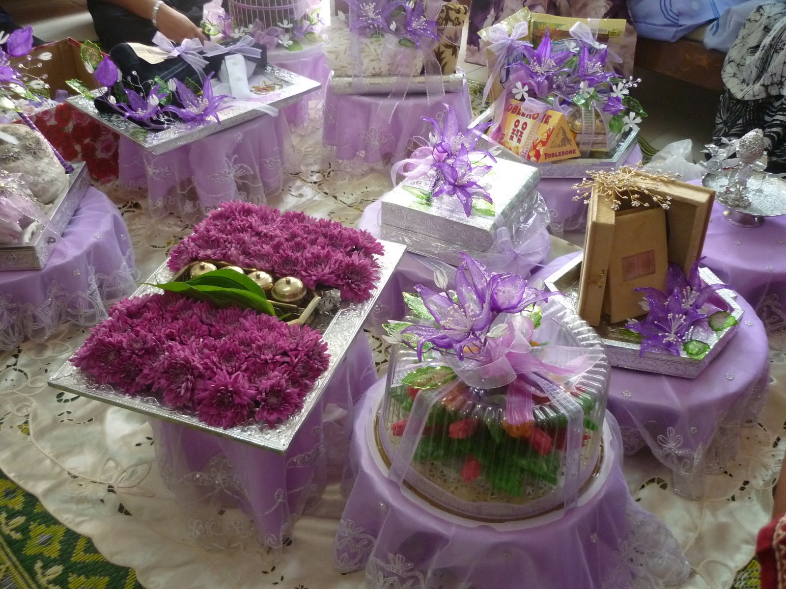 Contoh Gubahan Hantaran  gubahan hantaran perkahwinan 