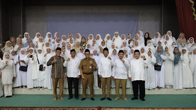 Pj Wali Kota Bekasi Lepas Aparatur Pemerintah Kota Bekasi Dalam Menunaikan Ibadah Haji