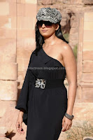 Anushka, hot, photos, in, black, dress