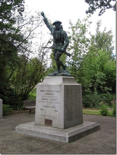 IMG_8289 World War I Memorial at the Veterans' Building in Salem, Oregon on August 12, 2007