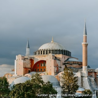 Opini: Sejarah Berulang di Hagia Sophia