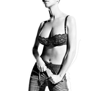 kari bron fake nude