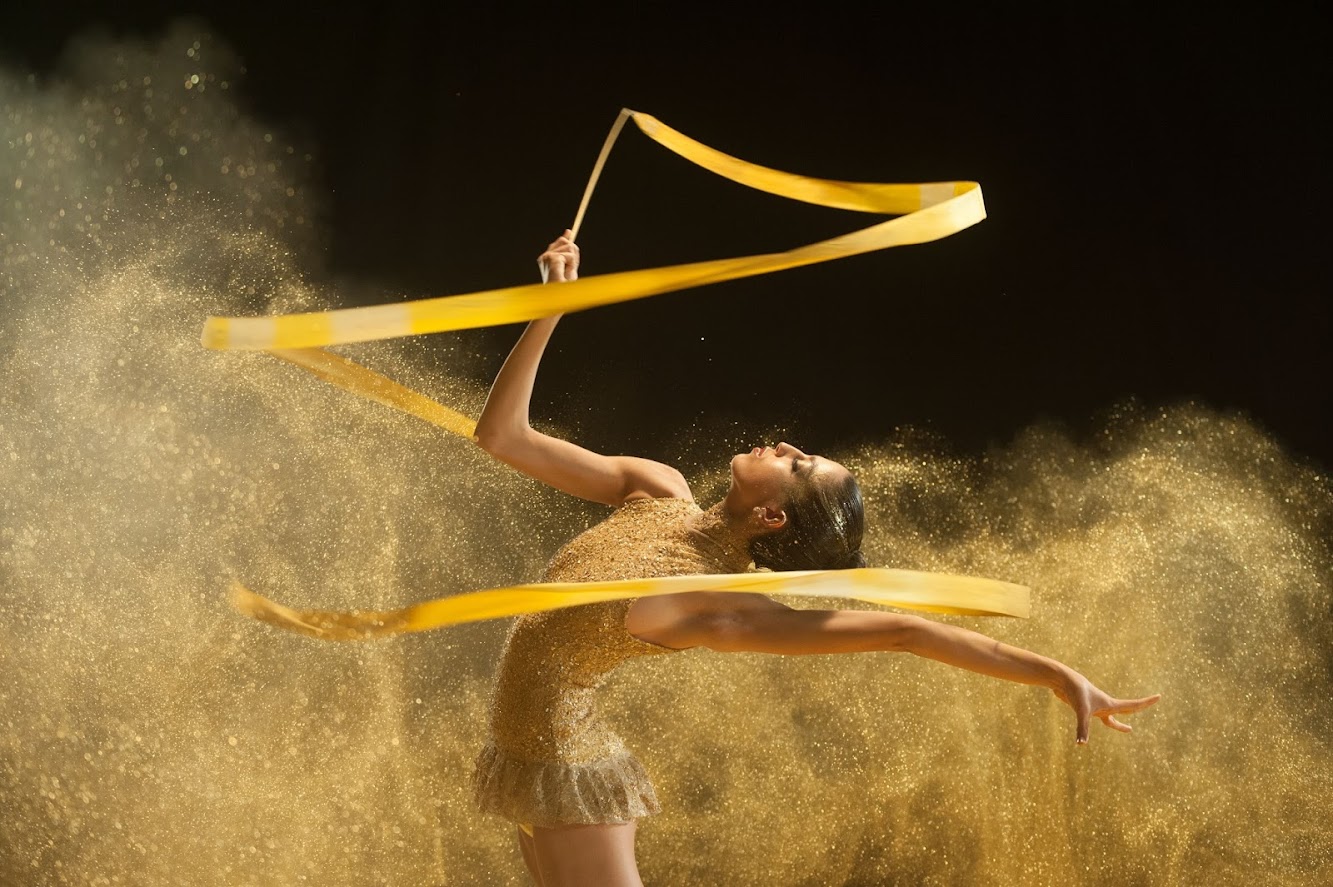 Freixenet "Shine" Ad Featuring Spain's National Rhythmic Gymnastics Team