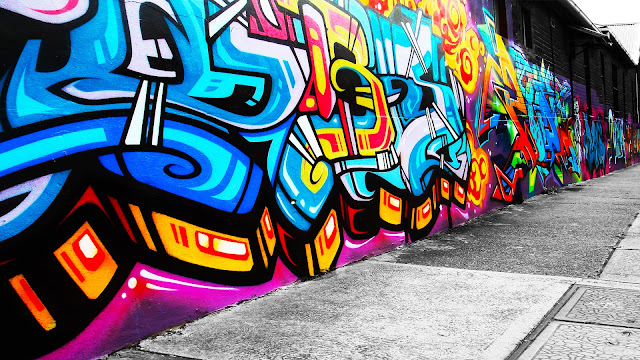 Graffiti abstracto gran dimensión muro calle