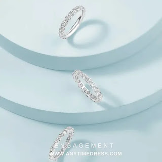 Engagement rings uk