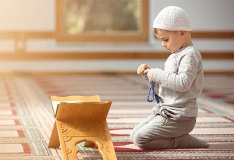 كيفية تعليم الصلاة والوضوء للأطفال بطريقة سهلة وصحيحة