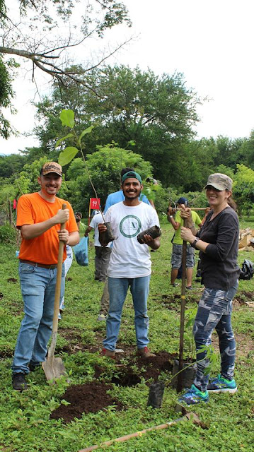 Nueva Acrópolis realiza Voluntariado con Reforestación en Lago de Coatepeque de Santa Ana