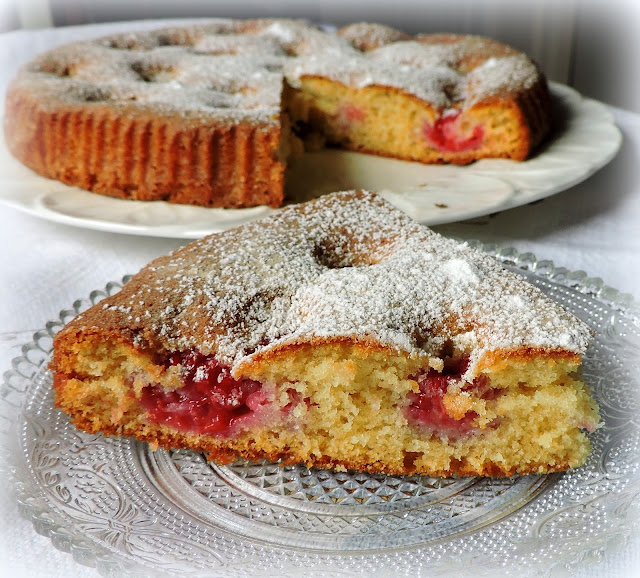 Raspberry Yogurt Cake