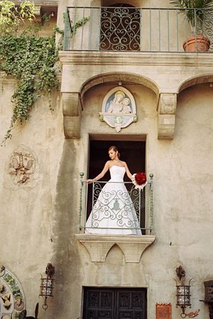 Whatever with the Shadow.: Romeo and Juliet Themed Wedding.