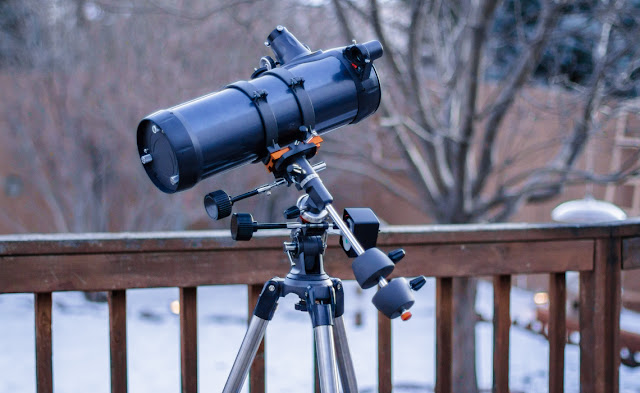 Teleskop Celestron Astro Master 144EQ